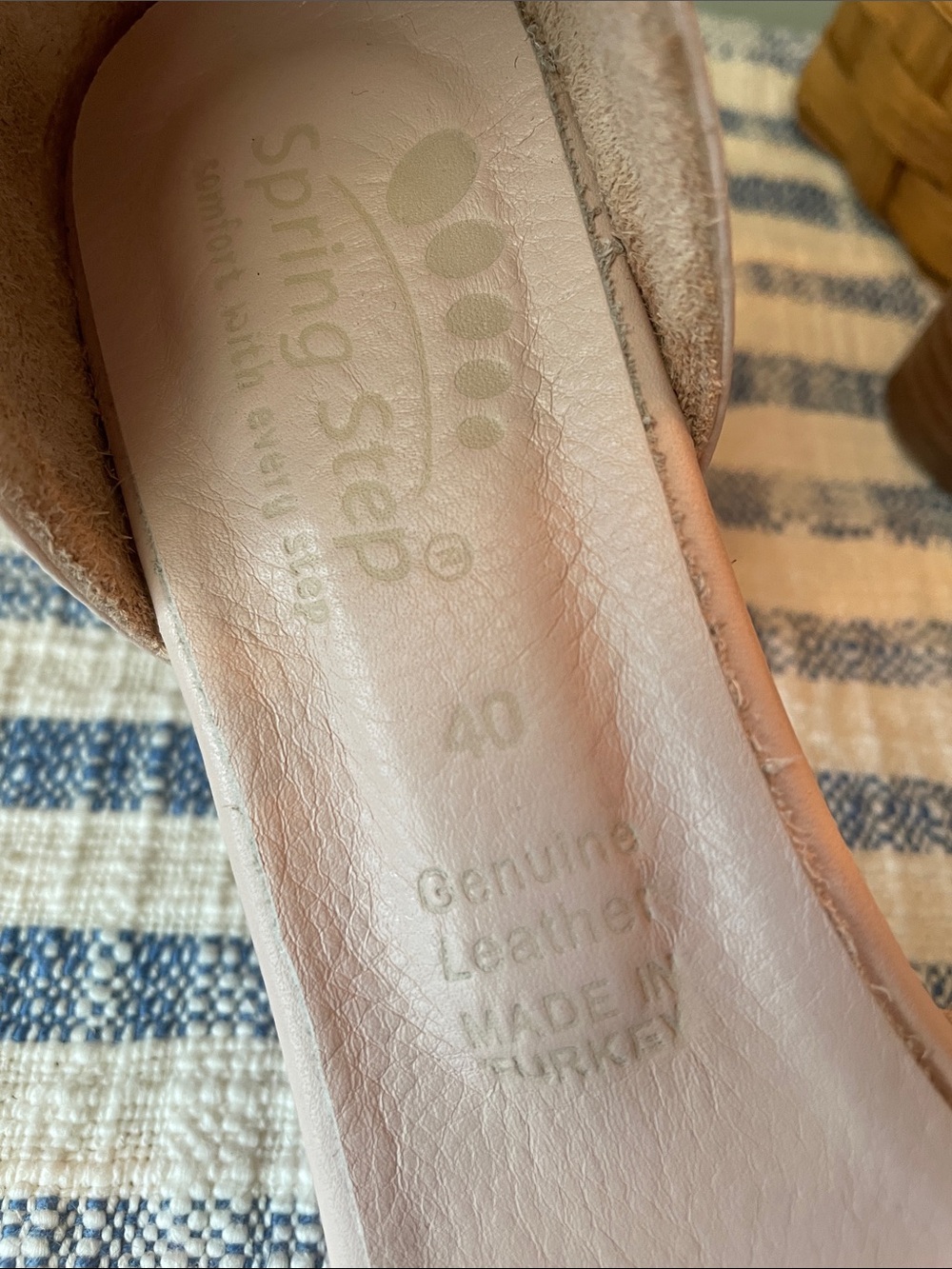 Spring Step: Gloria Heel - Picture 5 of 13
